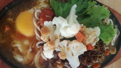 អាហារបួសកំពង់ចាម (បឹងកក់)