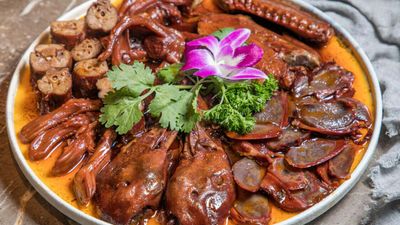 Qu Zhou Braised Snacks-盛记衢州鸭头 (Boeng Salang)