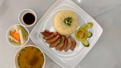 Bay Tea Express (Lok Sang Pagoda)