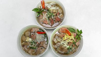 Pho Sa Kin (Tuek L'ak III)