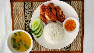 Ton Tan  Noodles & Cafe (St. 430)