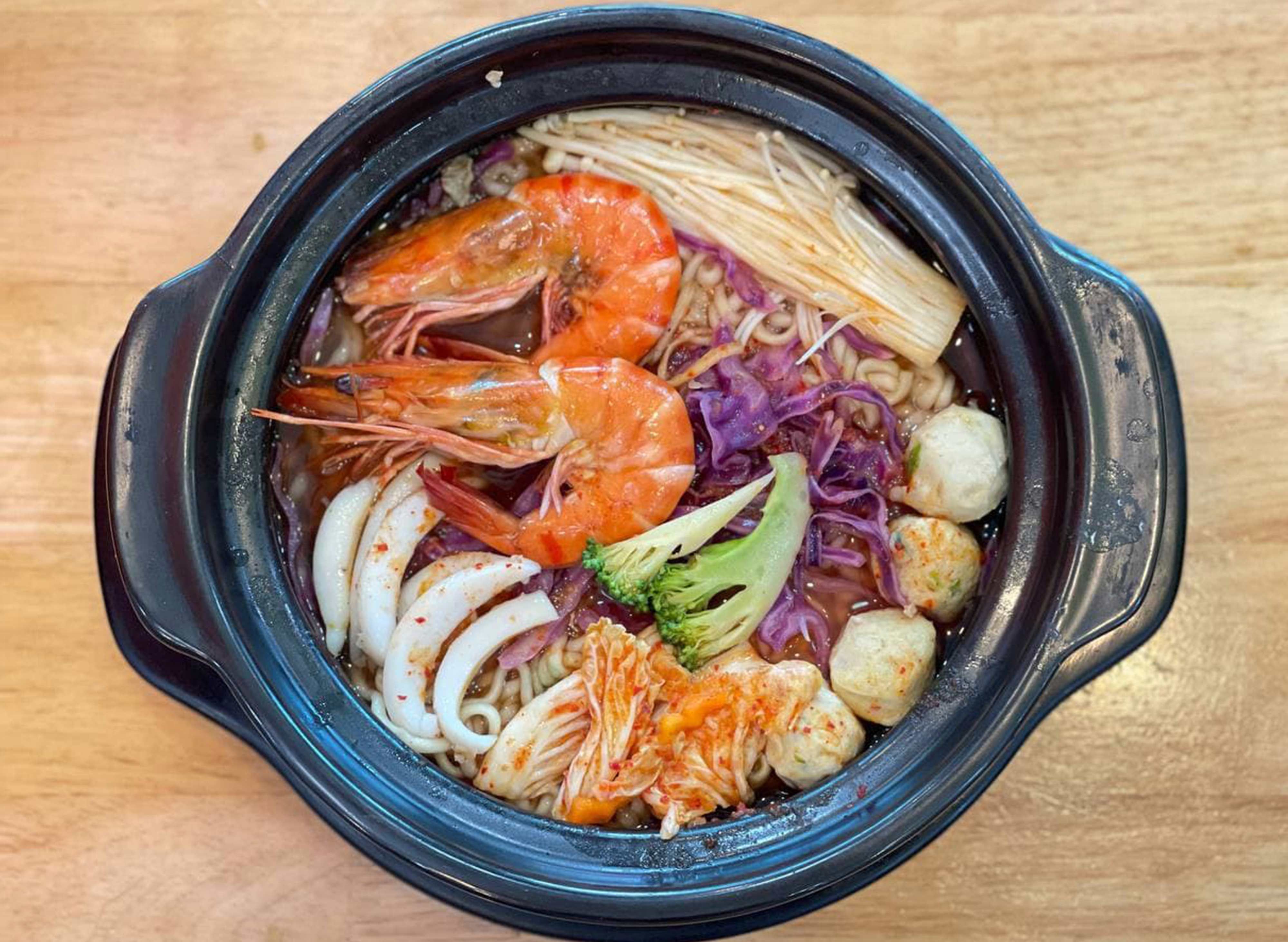 Mihel Seoul Spicy Noodle ( Kleung Ler) Menu Order Online on foodpanda