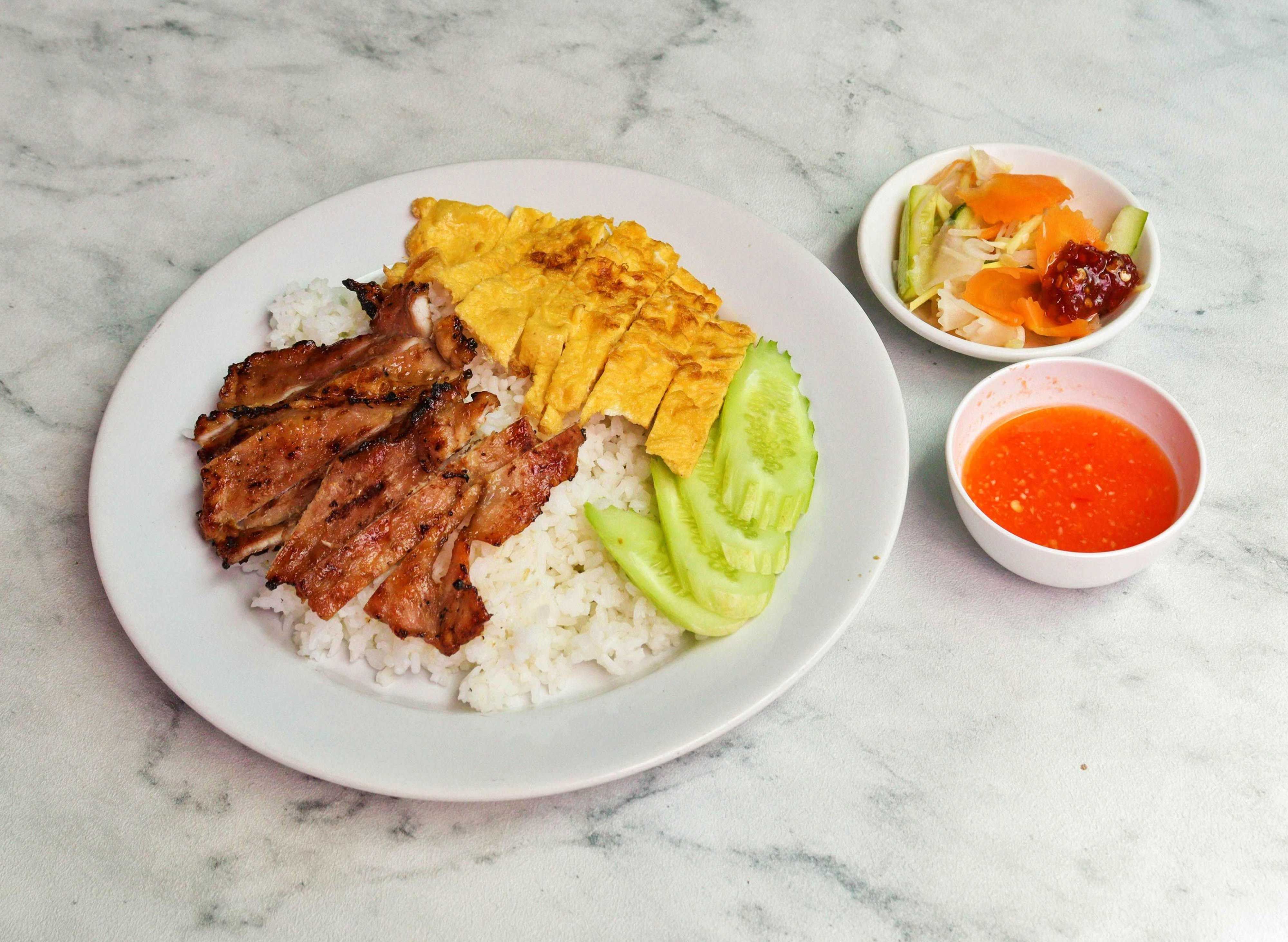 បាយសាច់ជ្រូកអាំង ក្រោយវត្តតាខ្មៅ Menu | Order Online on foodpanda Cambodia