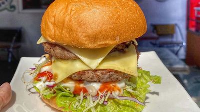 LJ Burger (ທົ່ງປົ່ງ)