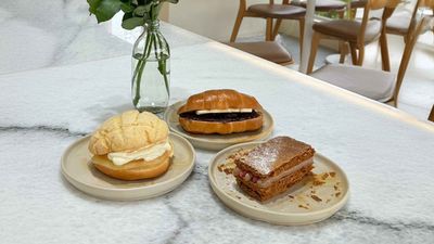 25 Coffee & Bakery Home Cafe