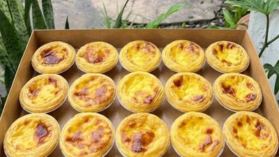 That Khai Pung Aop Cheese Nar Mai