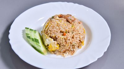 ຮ້ານອາຫານຕາມສັ່ງ ນາງຕຸ້ຍ (ໜ້າໂຍທາ)