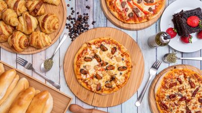King Pizzaeria Restaurant