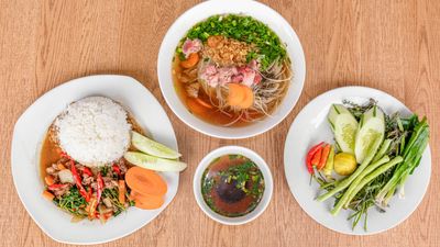 Aek Niyom Restaurant