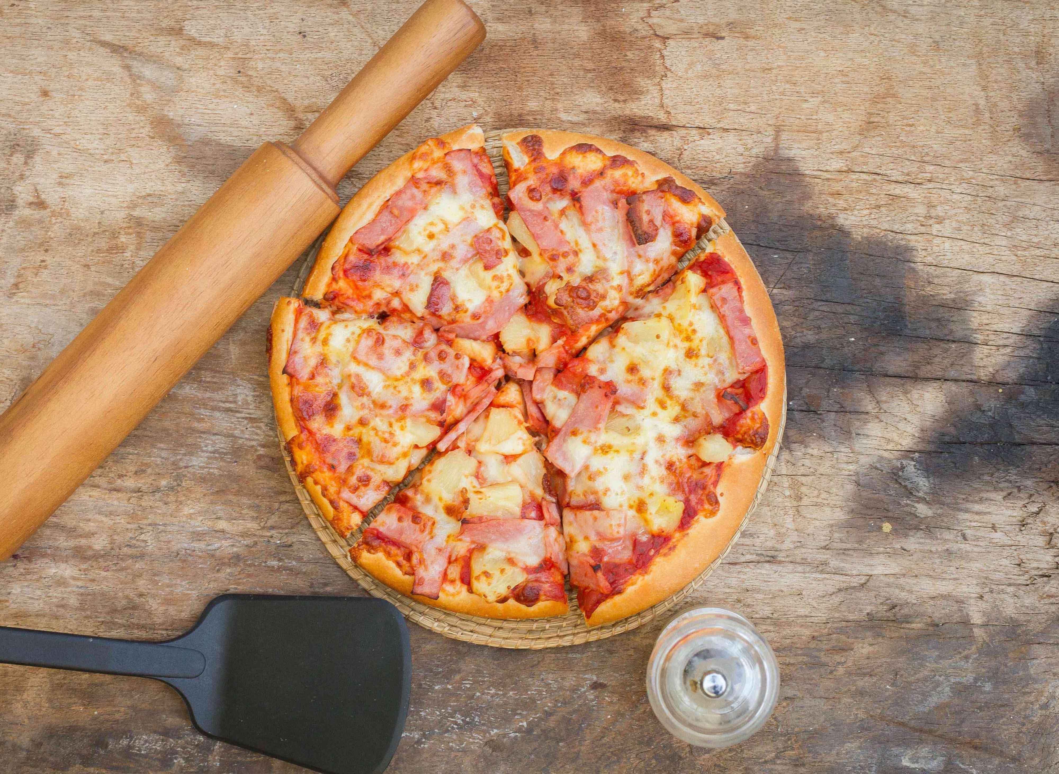 LM 839 Pizza vendor logo