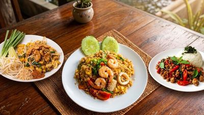 ຮ້ານອາຫານ ແຊບຫຼາຍ