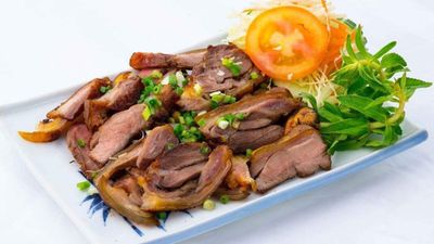 ຮ້ານ ປີ້ງແບ້ດອຍວັງວິວ
