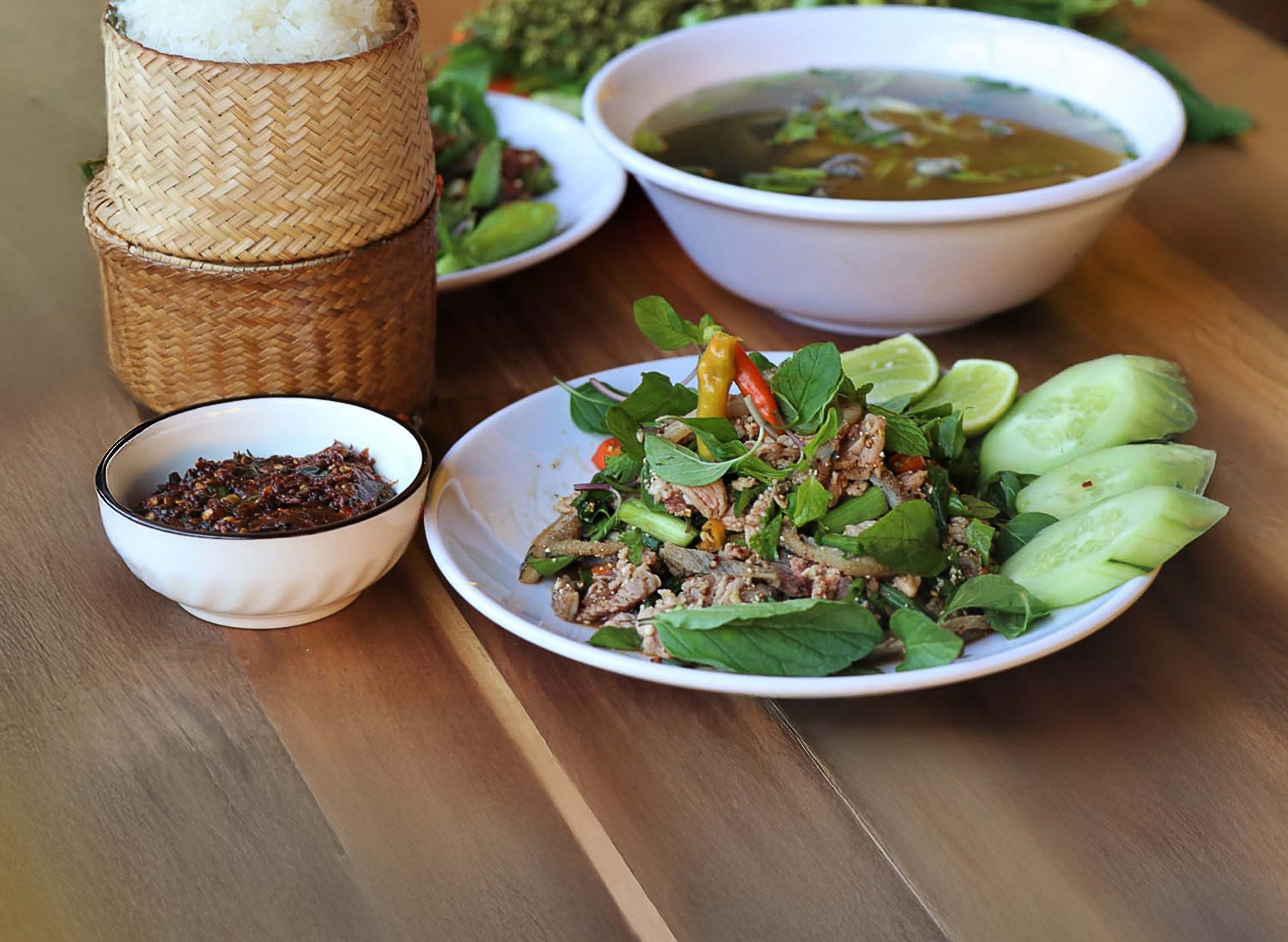 ຮ້ານ ເຝີແຊບ ປາກເຊ vendor logo