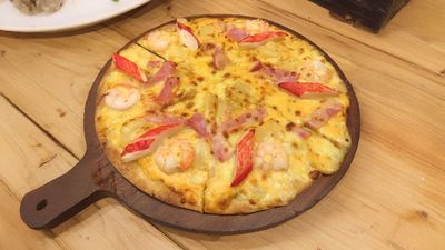KT Pizza (ຕະຫຼາດທົ່ງຂັນຄຳ)