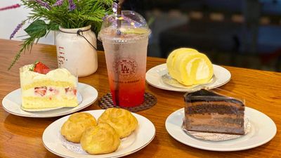 LA Coffee & Bakery