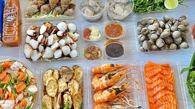 ຮ້ານ ຫອຍໃຫ່ຍ-seafood (ທາດຫຼວງ)