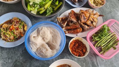 ເຂົ້າປຸ້ນແຈ່ວຂີງ ກິນວິວ ຊົມລົມ