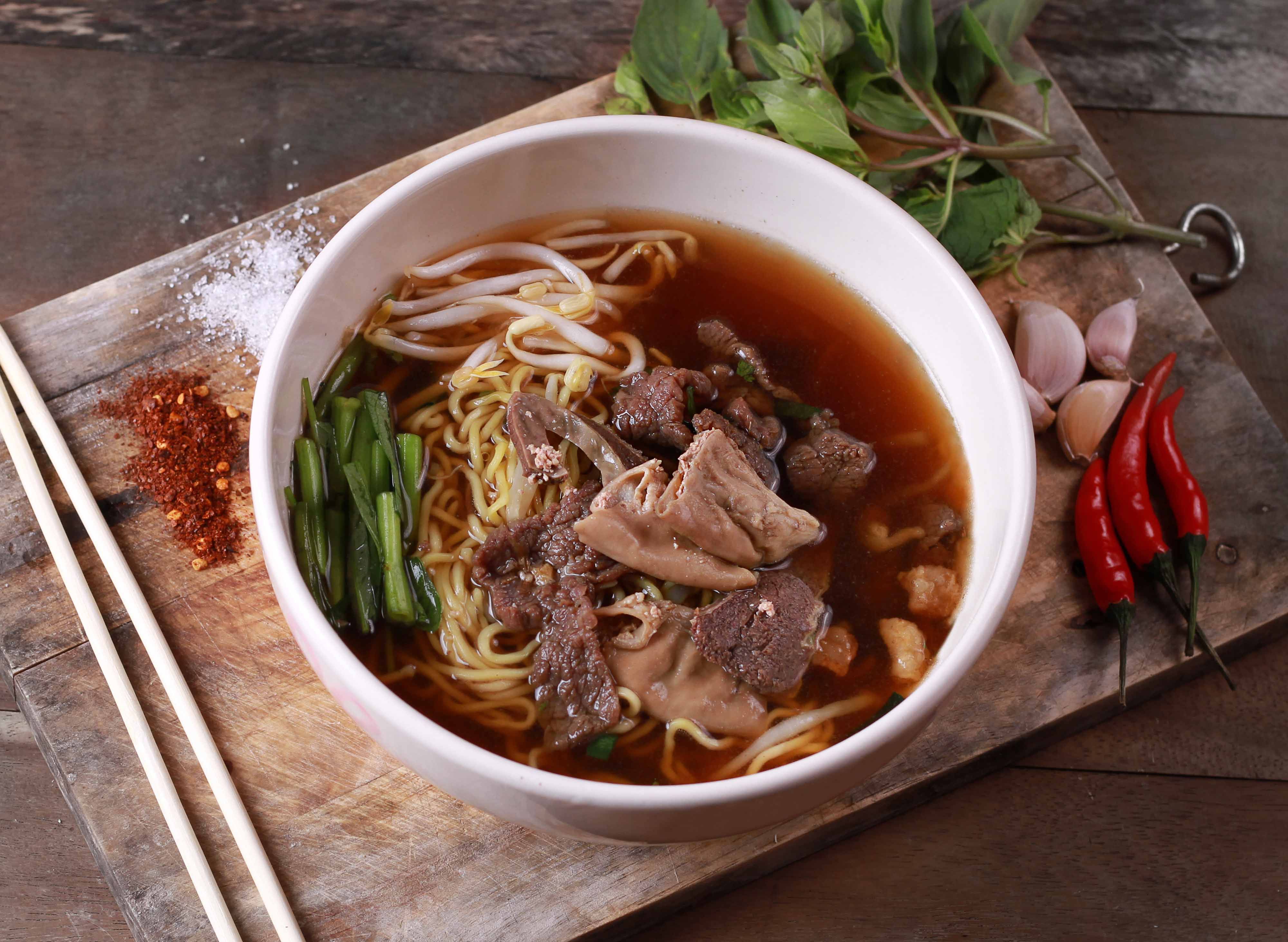 ຮ້ານ ໝີ່ຈີນສຸກເມ Menu | Order Online On Foodpanda Laos