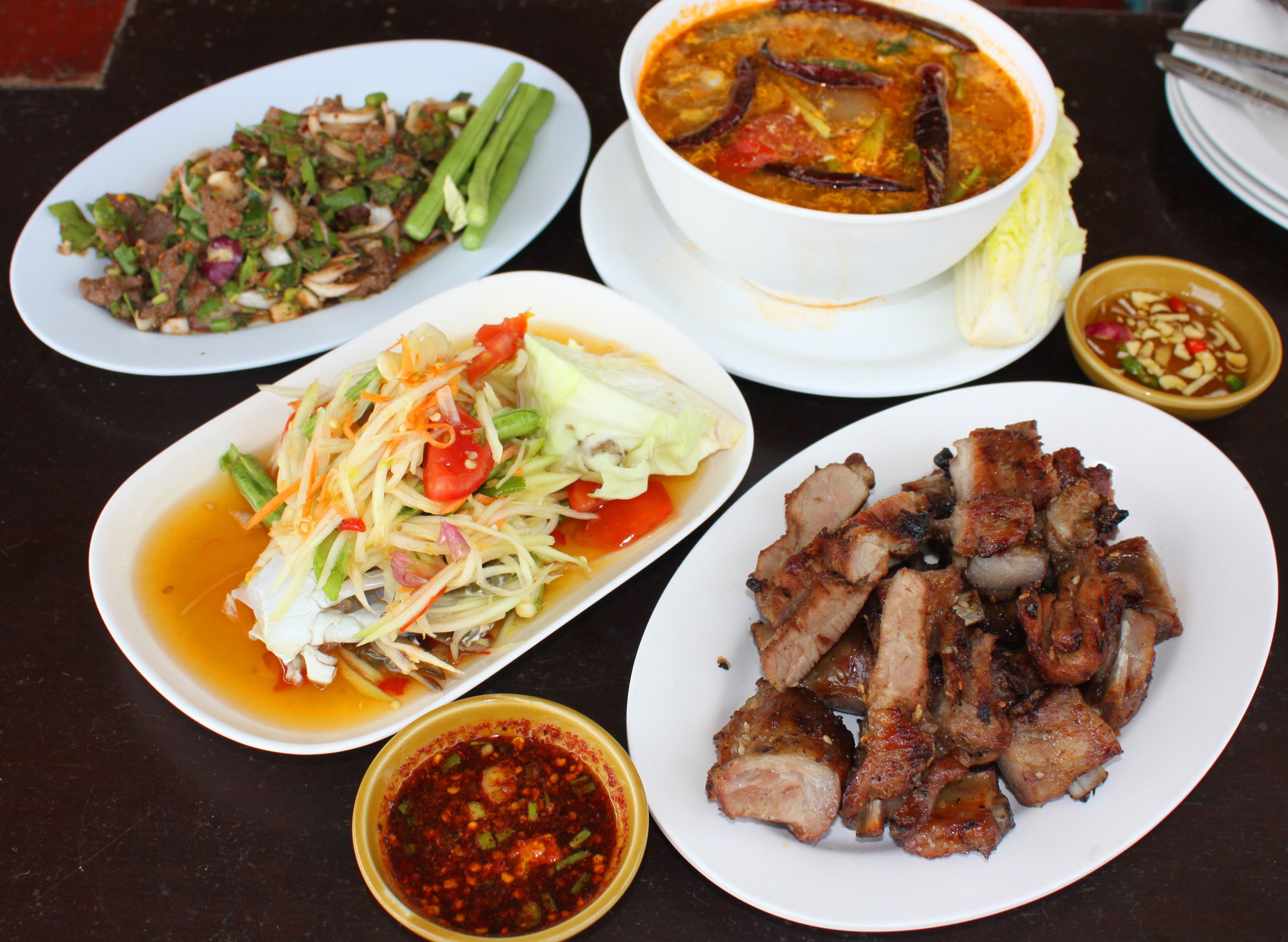 ຕຳຂາໃຫ່ຍເຝີ ແລະ ເຂົ້າປຽກ vendor logo