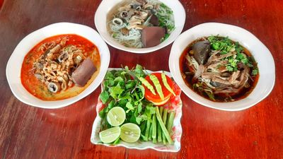 ຮ້ານ ເຂົ້າປຸ້ນປ້າວຽງ