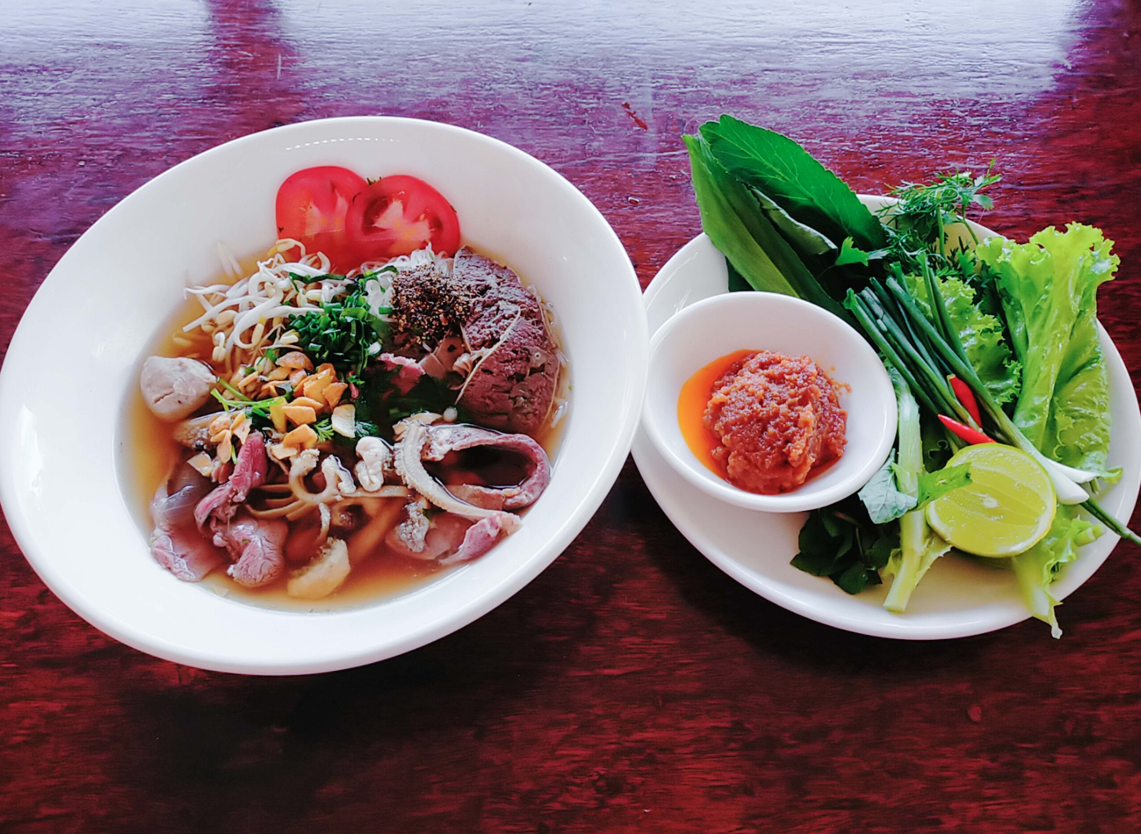 ຮ້ານ ເຝີ ທ້າວແດງ (ນາຕໍນ້ອຍ) vendor logo