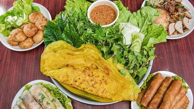 ຮ້ານ ບັນແຊ່ວແມ່ນົງ