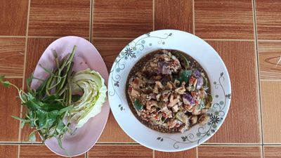 ຕຳໝາກຮຸ່ງເອື້ອຍນີປ້ານີ