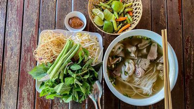 Nang Noy Khao Poun Num Jeo