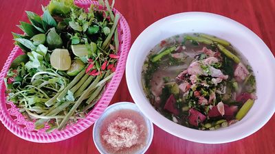 ເຂົ້າປຽກໄກ່ງວງແມ່ວັນເພັງ