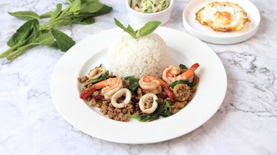 ຮ້ານ ເຂົ້າລາດໜ້າ ແມ່ແກ້ວ
