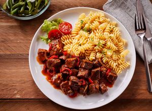 Kiss the Cook Lunch & Cake