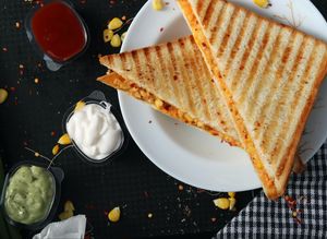 Simitchi Cafe & Bakery