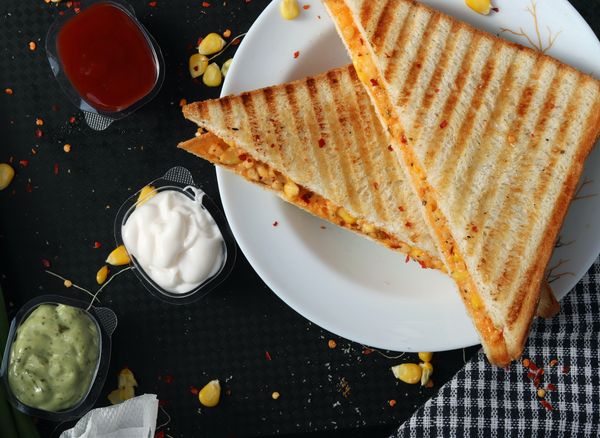 Simitchi Cafe & Bakery