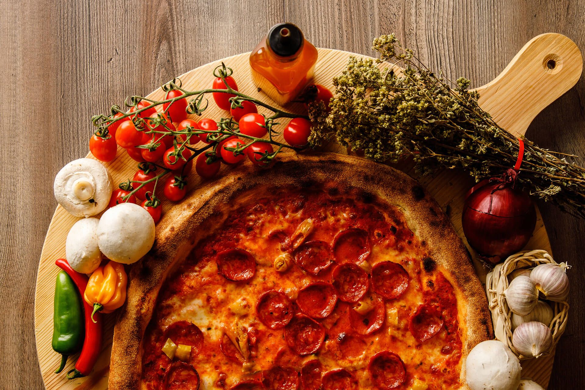 Restaurant La Piazza Delivery Near You Menu In Villach Mjam