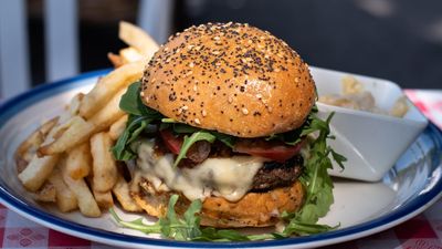 Burger Lounge by Pommes Boutique