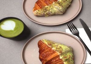 CRO Coffee & Croissants