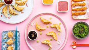 Yumza Dumplings - Stuffed. Fried. Loved.