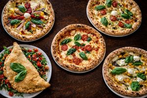 Via Toledo Enopizzeria