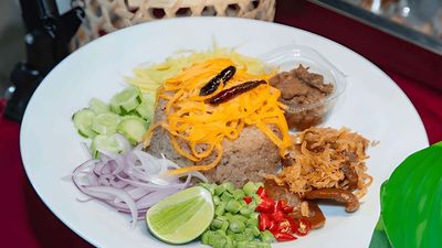 အညာ ဇလုံထမင်း