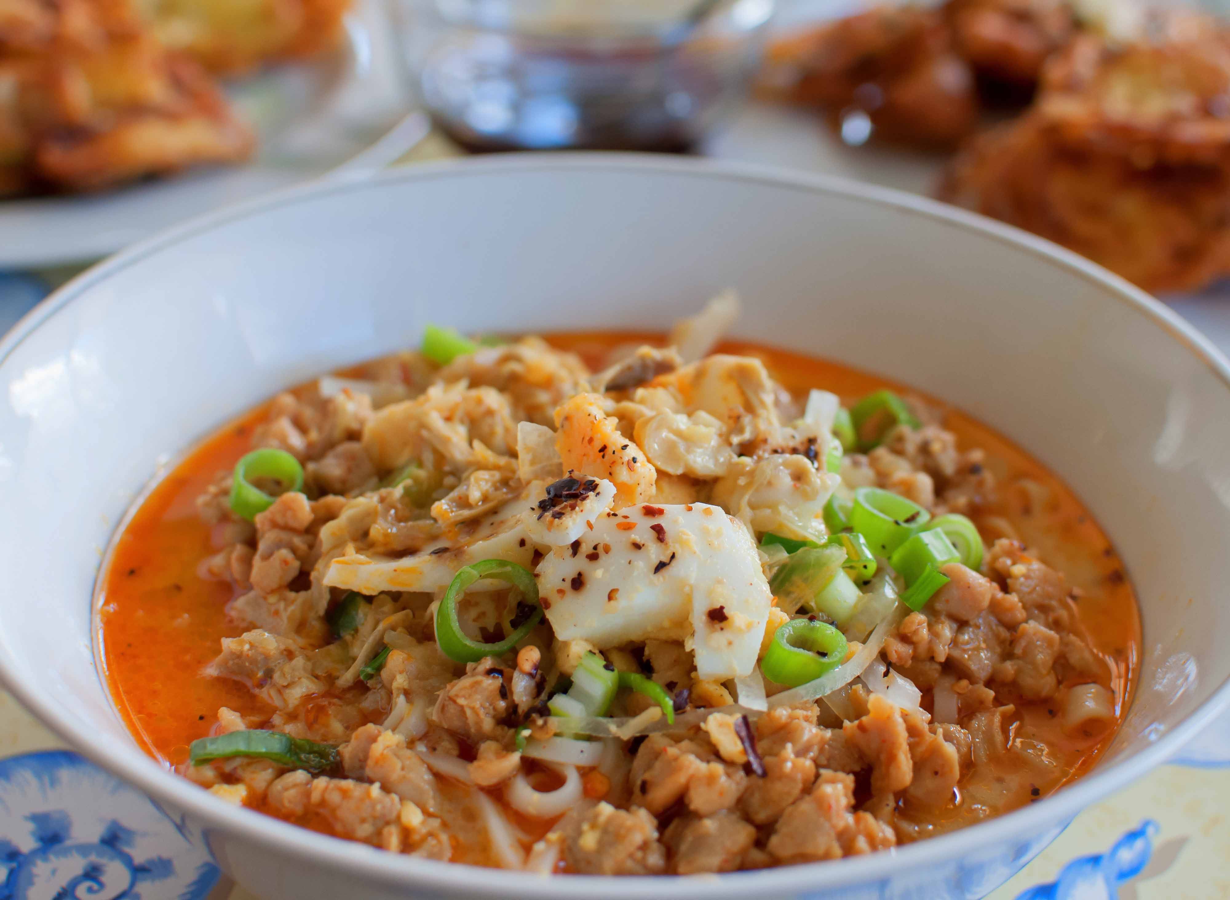 ရွှေနေ့သစ် ရွှေတောင်ခေါက်ဆွဲနှင့်စားဖွယ်စုံ vendor logo