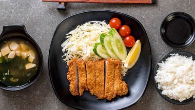 Royal Crown Izakaya & BBQ (Bahan)