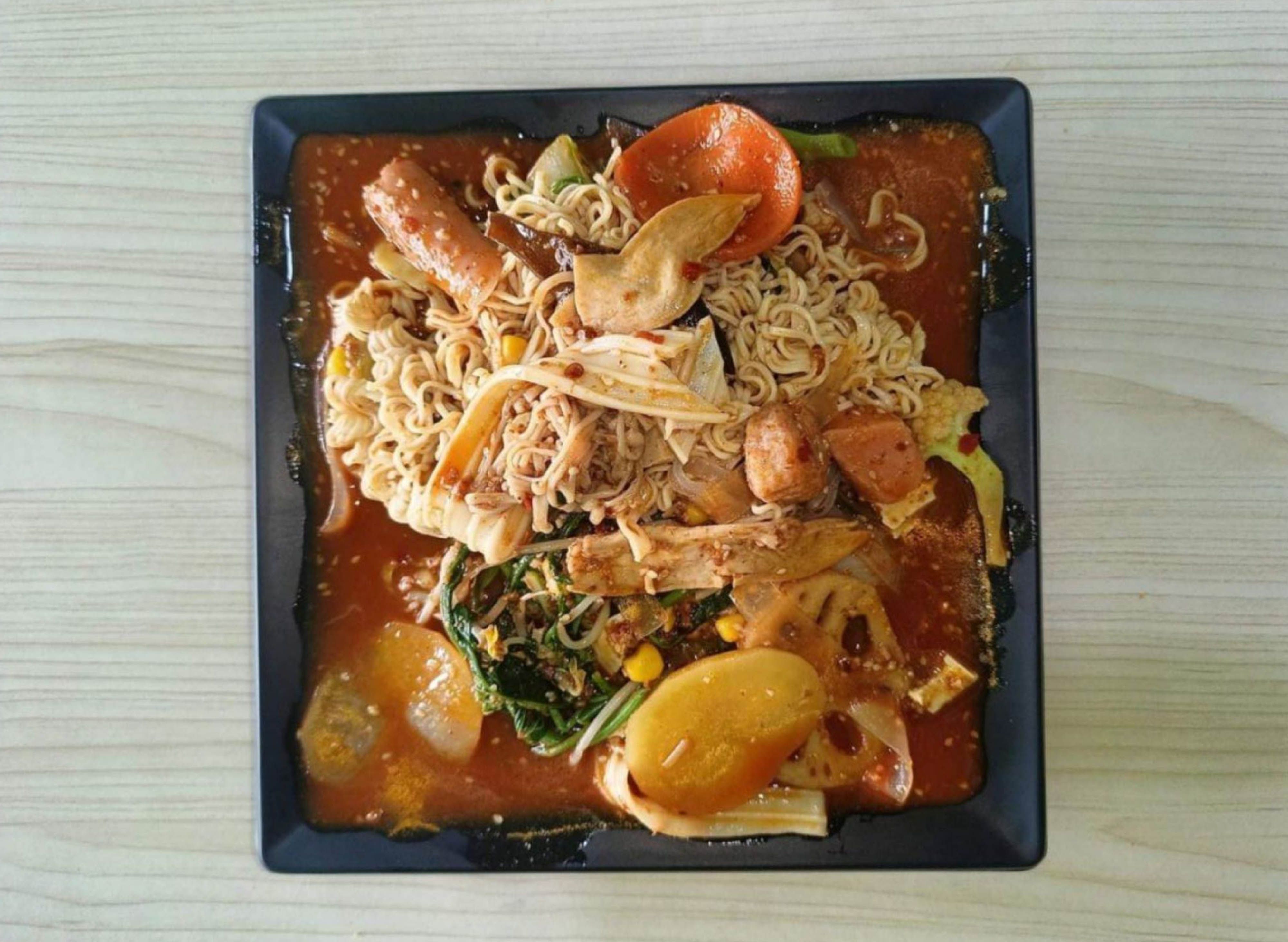 Taste Junction (Mahaaungmyay) vendor logo