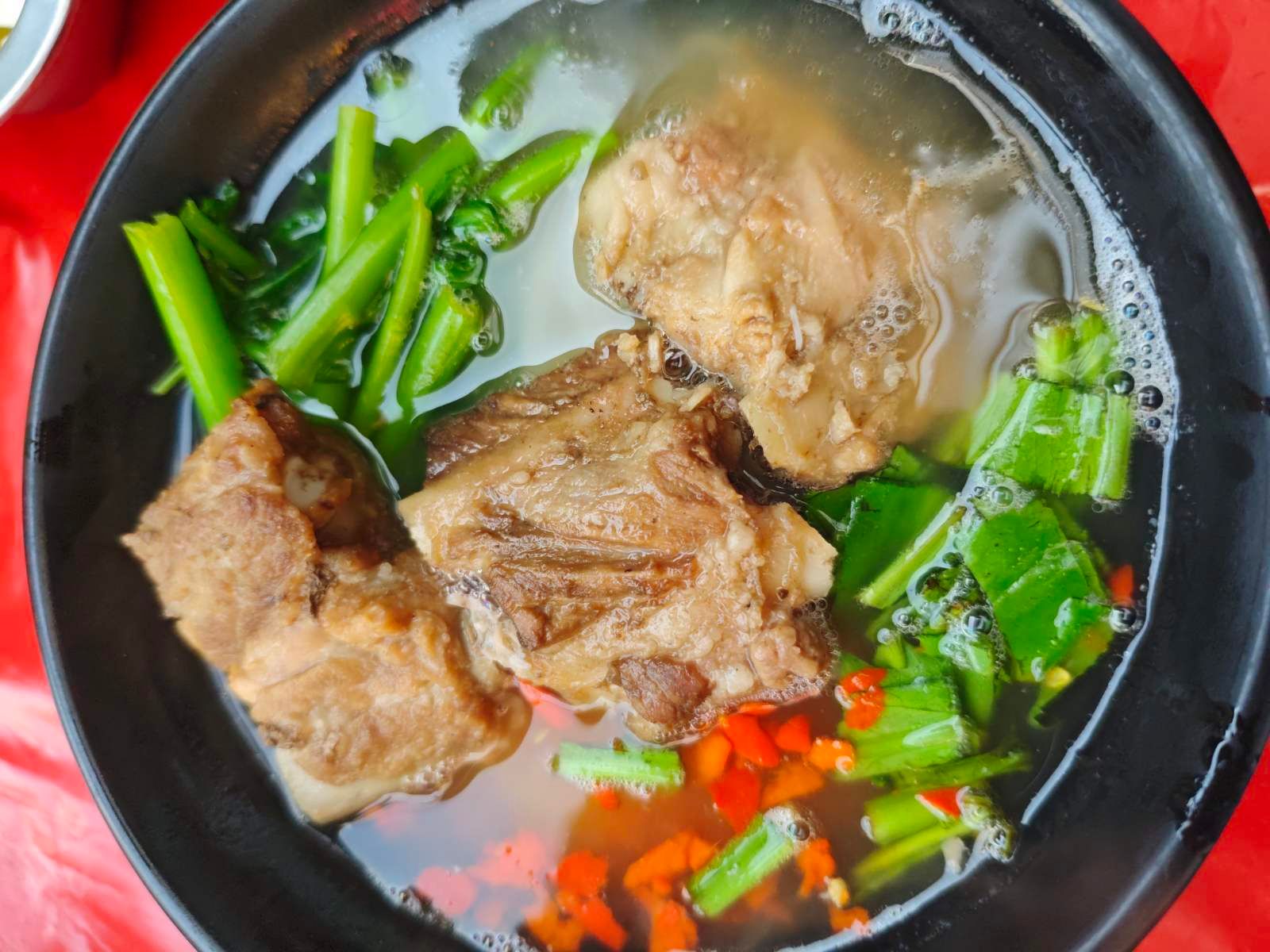 Chefချစ်ကြီး ချဉ်စပ်ခေါက်ဆွဲဆိုင် vendor logo