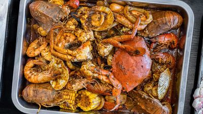 ပန်‌နှောင် Thai food & Drinks (ချမ်းအေးသာစံ)