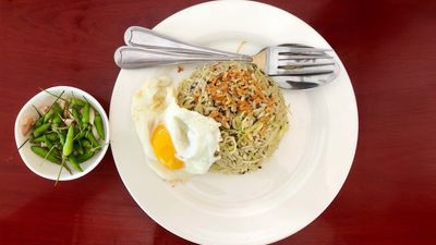 အောင်မေတ္တာ ၁ လမ်း ထမင်းကြော်
