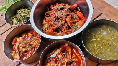 Moonlight Seafood ချောင်းသာချက်ပို့လက်ရာ