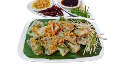မိုးကုတ် အပေါင်းမျိုးစုံ (ချမ်းမြသာစည်)