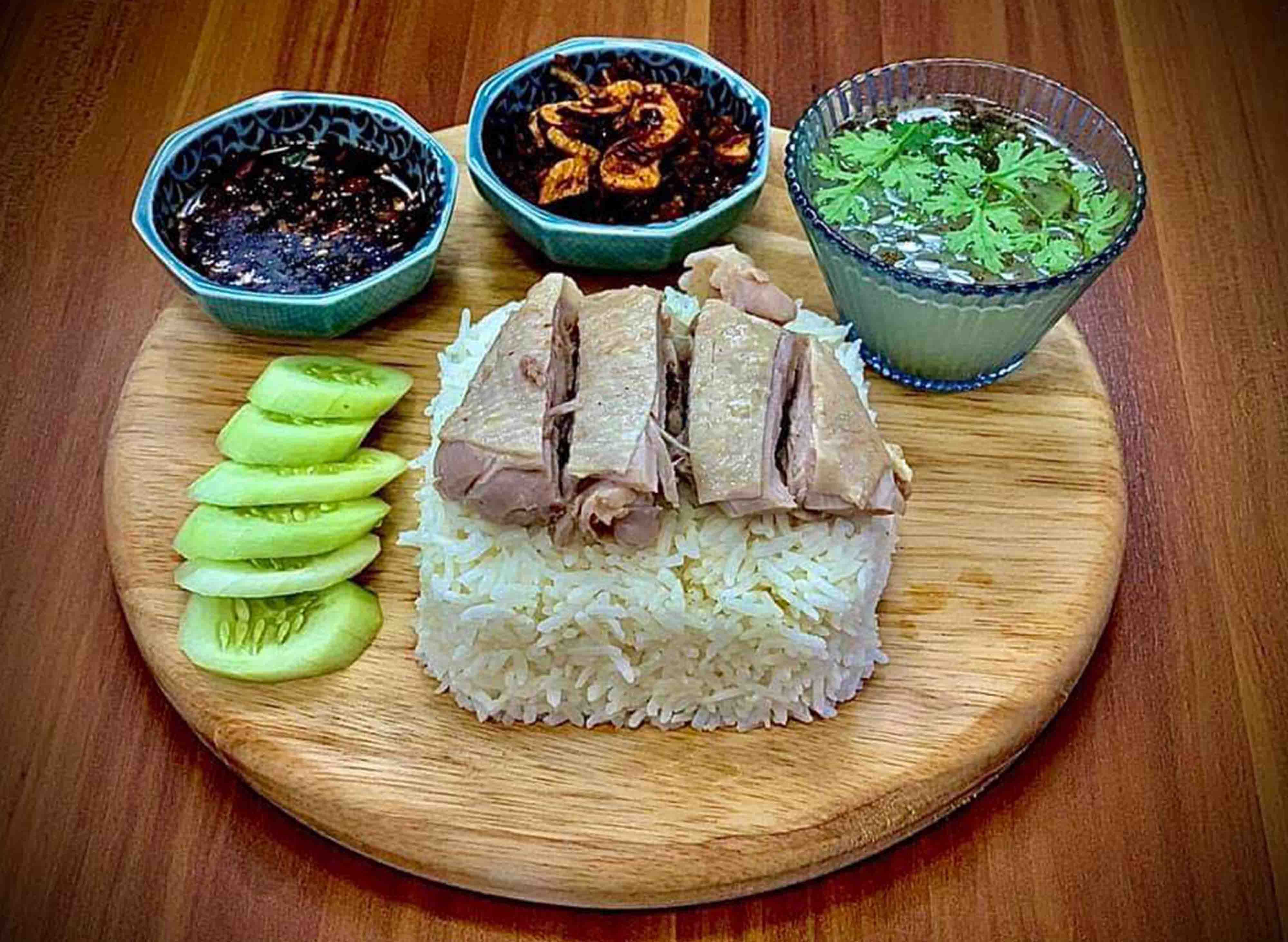 ဇလပ်နန်း ကြက်ဆီထမင်းနှင့်ရေခဲမုန့် vendor logo