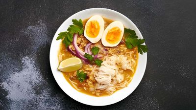 အမေ့အိမ် (ပုသိမ်)