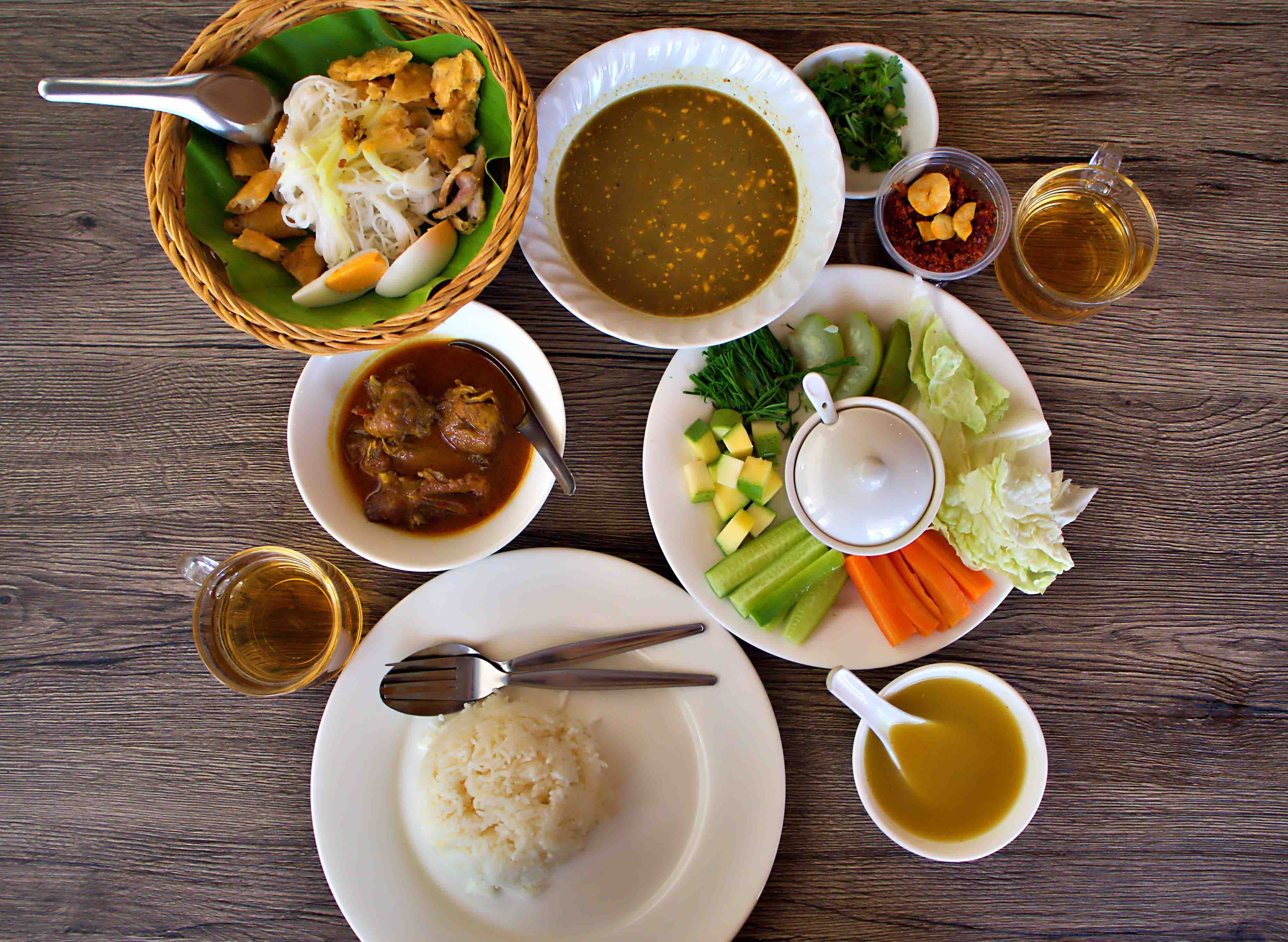 Danuphyu Daw Saw Yi Burmese Restaurant (Thu Mingalar Road) vendor logo